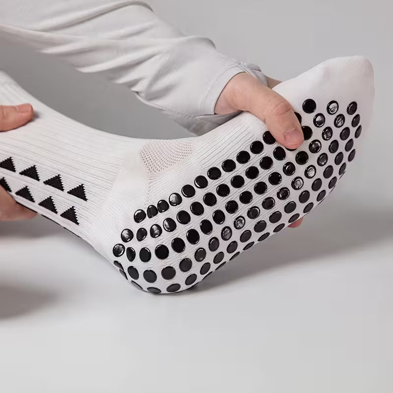 REVIVAL grip socks